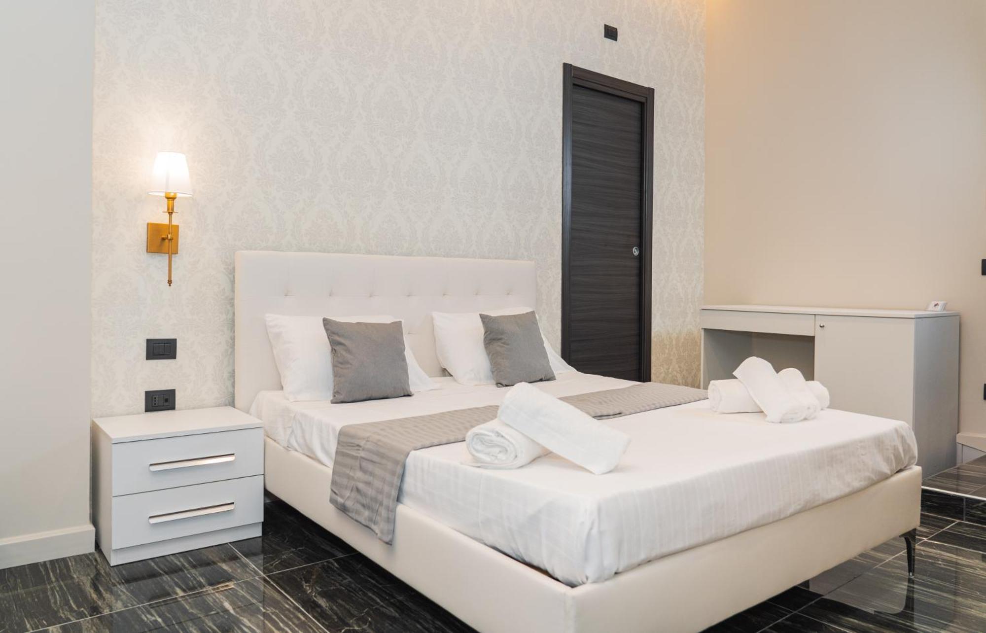 Relais Mermaid Luxury * Naples