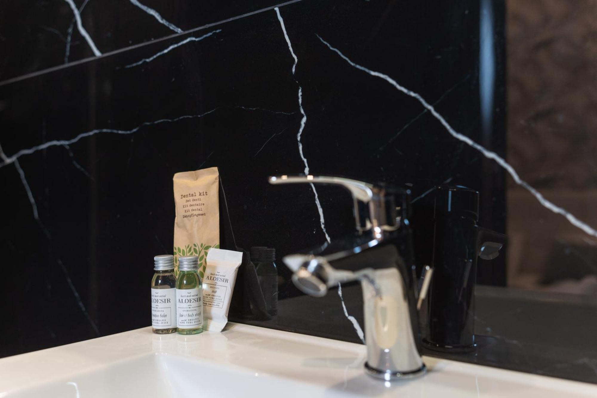 Relais Mermaid Luxury Gasthuis *